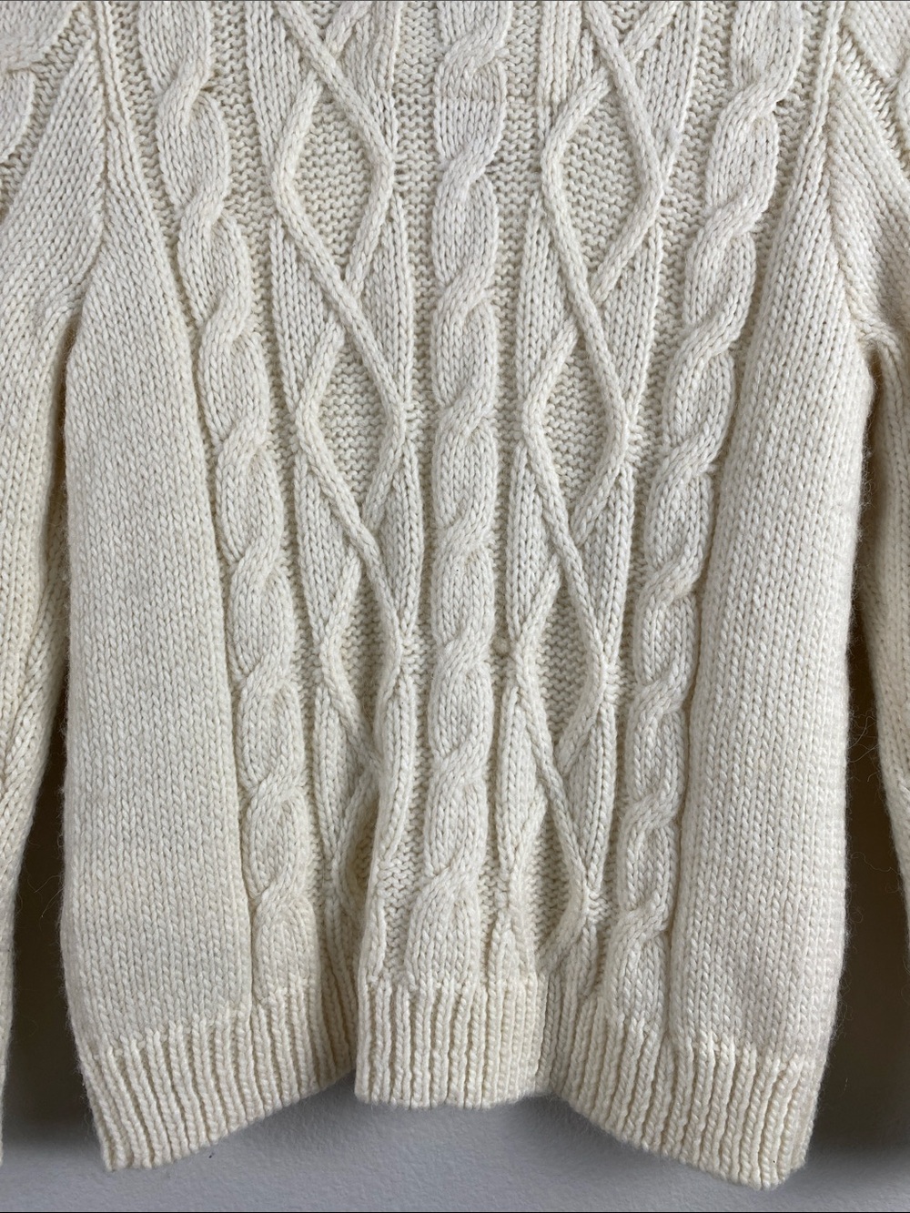 Abercrombie & Fitch Y2K Cable Knit Bobble Cardigan Sweater | 3/4 Sleeves | Ivory - Picture 6 of 16